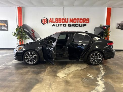 Used 2022 Toyota Corolla SE w/ Carpet Mat Package (TMS) image 11