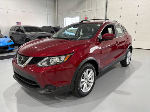 Used 2019 Nissan Rogue Sport SV AWD/4WD image 3