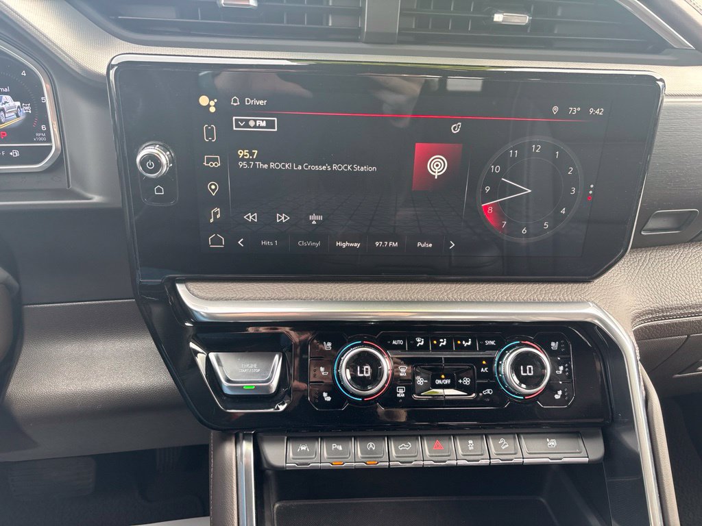 Used 2023 GMC Sierra 1500 Denali w/ Technology Package AWD/4WD image 14