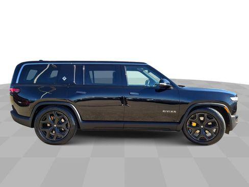 Used 2023 Rivian R1S Adventure image 9