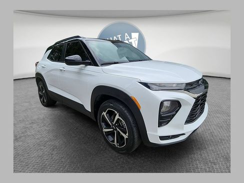 Used 2021 Chevrolet TrailBlazer RS w/ Convenience Package AWD/4WD image 1