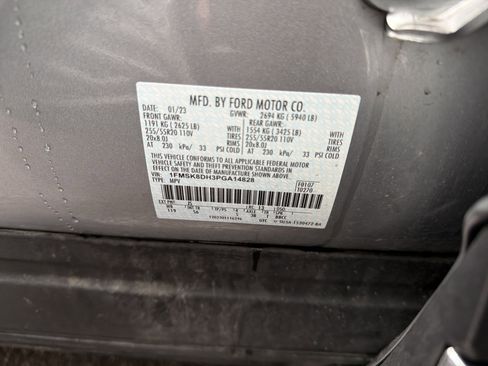 Used 2023 Ford Explorer XLT w/ Equipment Group 202A image 26