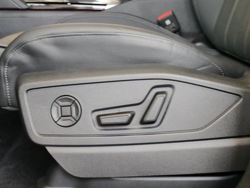 New 2025 Audi Q5 Premium Plus image 11