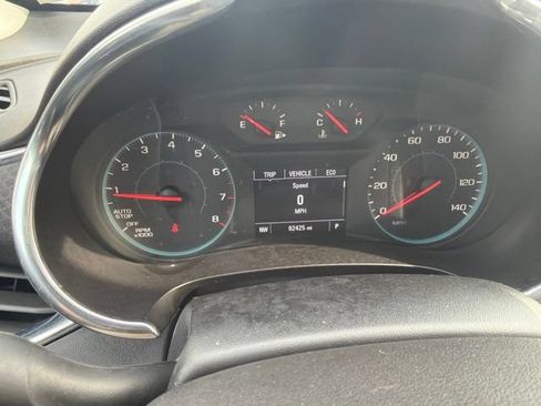 Used 2019 Chevrolet Malibu LT FWD image 13