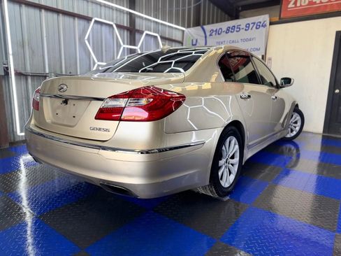 Used 2012 Hyundai Genesis 3.8 image 26