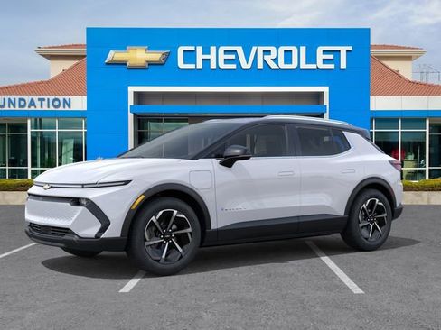 New 2026 Chevrolet Equinox EV LT AWD/4WD image 2