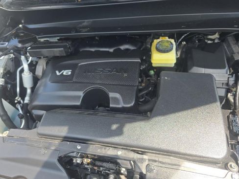 Used 2018 Nissan Pathfinder SV AWD/4WD image 6