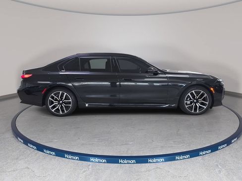 Certified 2024 BMW 750e xDrive w/ Premium Package AWD/4WD image 6