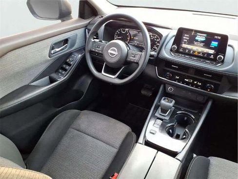 Certified 2023 Nissan Rogue SV image 10