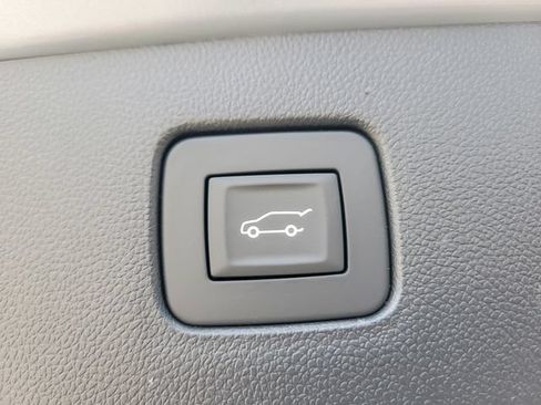 New 2026 Buick Envista Sport Touring w/ Convenience I Package FWD image 19