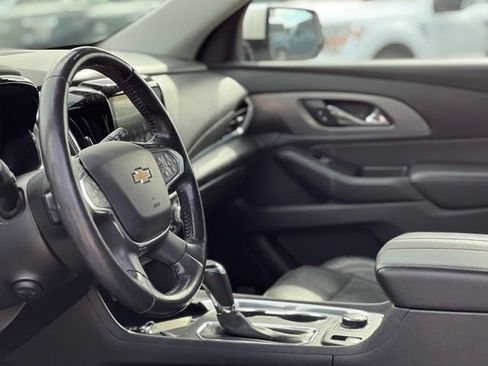 Used 2019 Chevrolet Traverse Premier AWD/4WD image 14