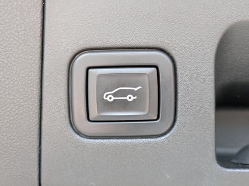 Used 2020 Cadillac XT5 Sportv AWD/4WD image 11