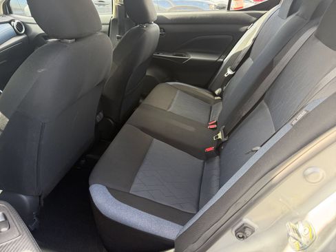 Used 2025 Nissan Versa SV FWD image 18