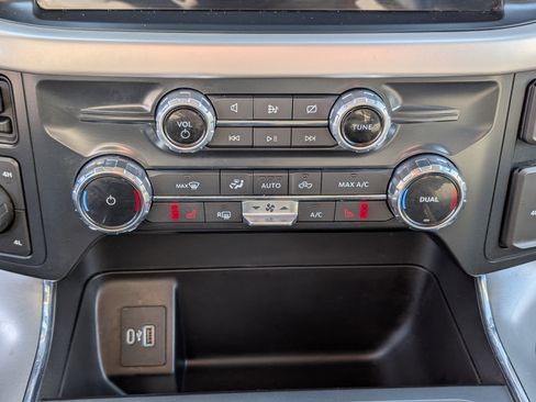 Certified 2022 Ford F150 XLT w/ Equipment Group 302A High image 28