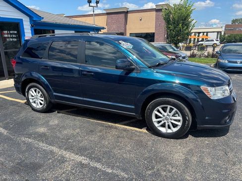 Used 2014 Dodge Journey SXT FWD image 3
