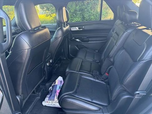 Used 2022 Ford Explorer ST w/ Equipment Group 401A AWD/4WD image 17