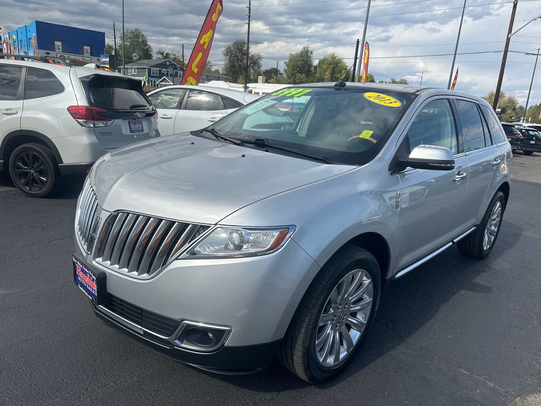Used 2013 Lincoln MKX AWD image 1