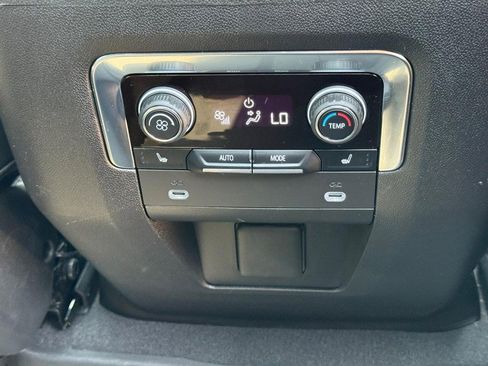 Used 2023 Chevrolet Tahoe High Country image 14