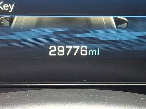 Used 2025 Chevrolet Equinox LT AWD/4WD image 20