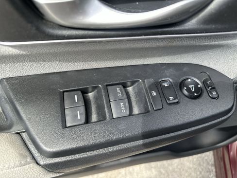 Used 2018 Honda CR-V EX image 15