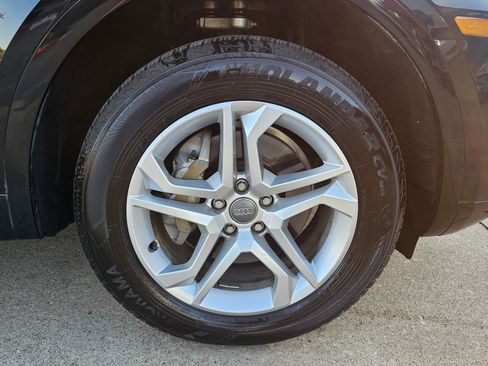 Used 2019 Audi Q5 2.0T Premium w/ Convenience Package image 16