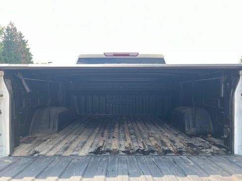 Used 2024 GMC Sierra 1500 Elevation w/ LPO, Elevation Black Package AWD/4WD image 13