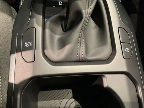 New 2025 Kia K4 LXS image 12