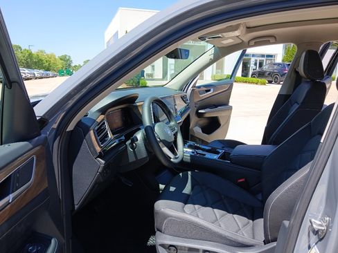 New 2026 Volkswagen Atlas SE FWD image 9