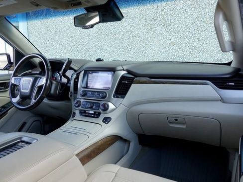 Used 2018 GMC Yukon XL Denali w/ Denali Ultimate Package image 18