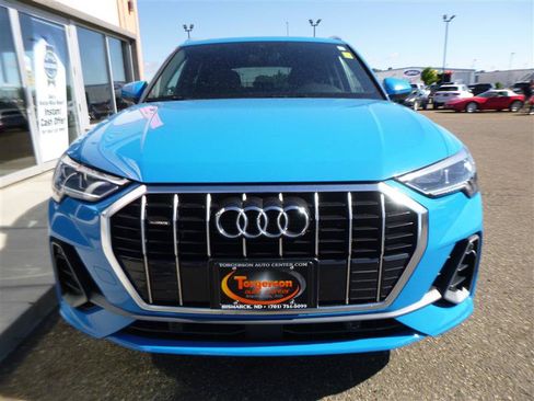 Used 2020 Audi Q3 2.0T Premium Plus w/ Premium Plus Package AWD/4WD image 21
