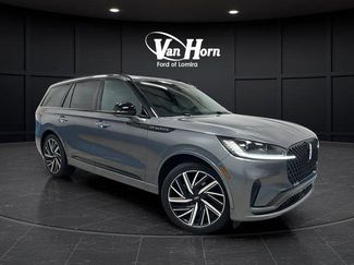 Used 2025 Lincoln Aviator Black Label w/ Jet Appearance Package AWD/4WD video 1