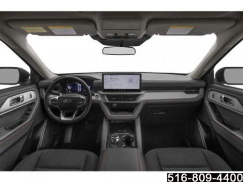 Used 2025 Ford Explorer Active image 8