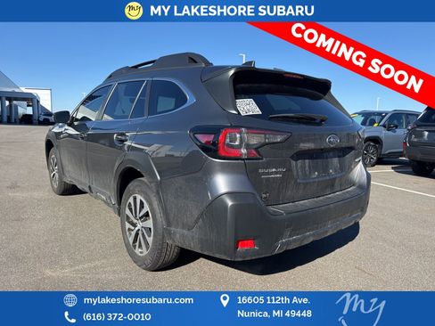 Used 2025 Subaru Outback Premium w/ Popular Package #1A image 8