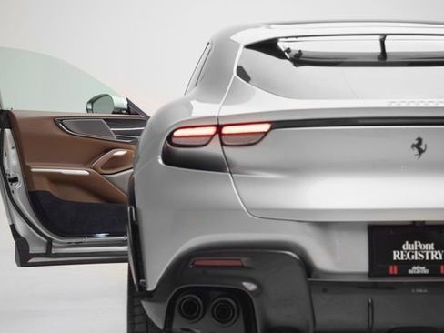 Used 2024 Ferrari Purosangue image 22