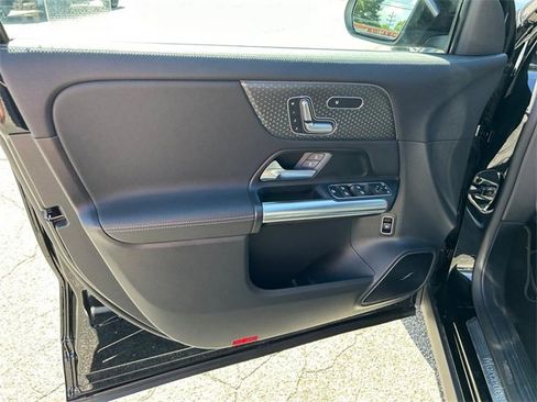 Used 2024 Mercedes-Benz GLA 250 4MATIC image 10