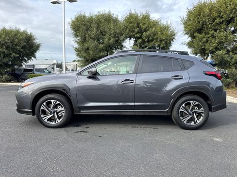 Used 2025 Subaru Crosstrek 2.0i Premium image 7