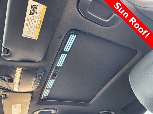 Used 2019 Mercedes-Benz C 300 4MATIC Sedan image 15