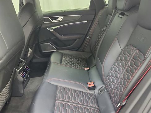 Used 2022 Audi RS 6 AWD/4WD image 40