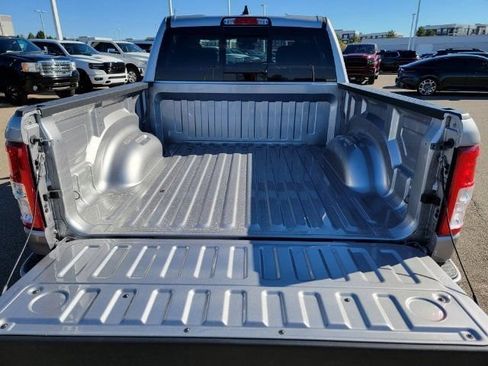 Used 2022 RAM 1500 Big Horn AWD/4WD image 19