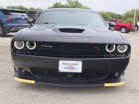 Used 2023 Dodge Challenger R/T Scat Pack w/ Plus Package RWD image 8