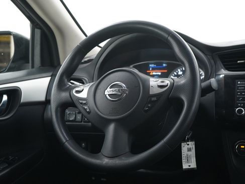 Used 2019 Nissan Sentra S FWD image 14