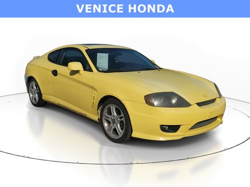 Used 2006 Hyundai Tiburon GS FWD image 1