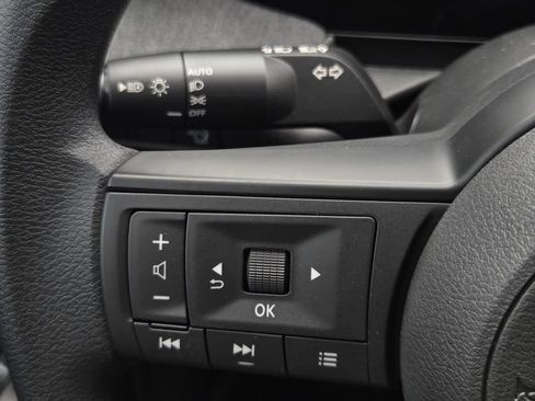 New 2026 Nissan Kicks S FWD image 25