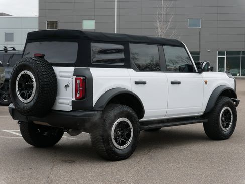 Used 2022 Ford Bronco Badlands AWD/4WD image 5