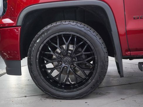 Used 2018 GMC Sierra 1500 Denali AWD/4WD image 27