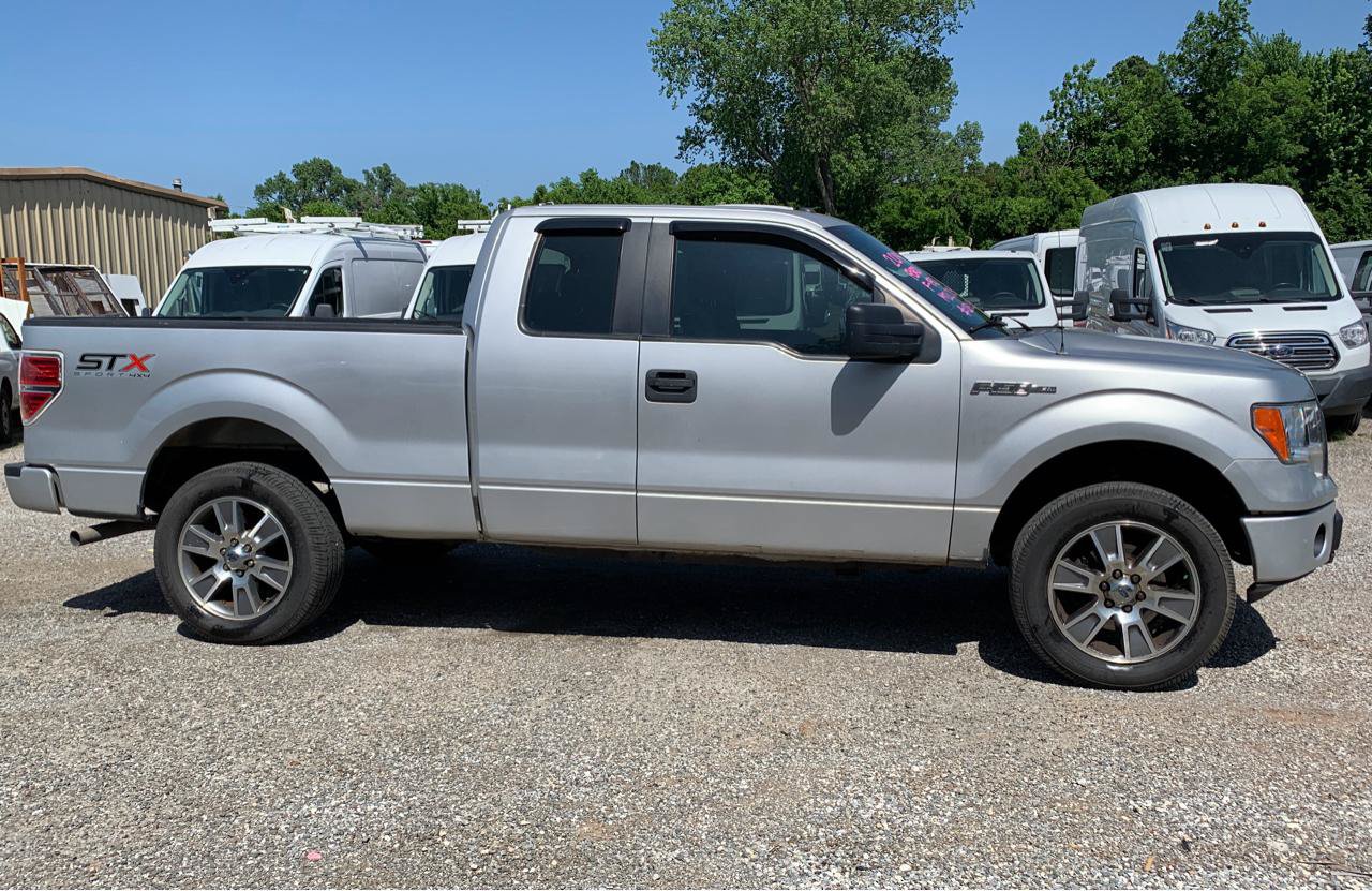 Used 2014 Ford F150 STX w/ Equipment Group 201A Mid AWD/4WD image 4