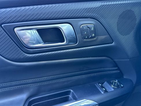 Used 2025 Ford Mustang GT Premium image 11