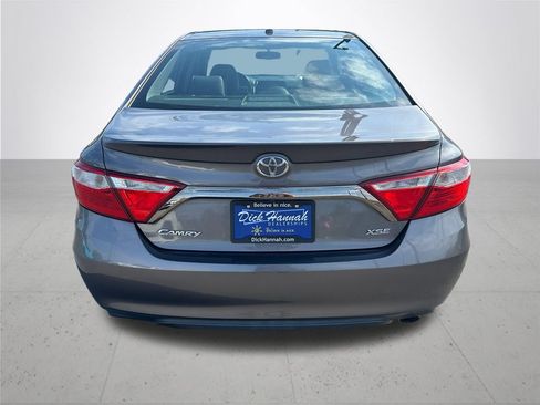Used 2017 Toyota Camry XSE w/ Moonroof Package FWD image 8