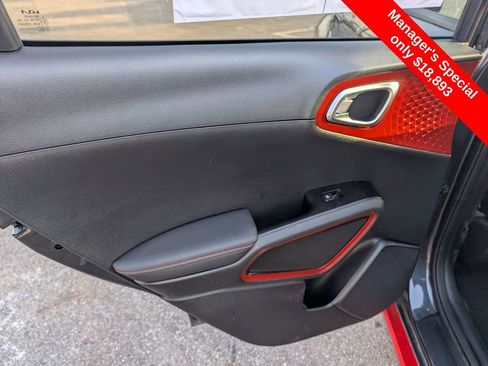 Used 2022 Kia Soul Turbo image 10