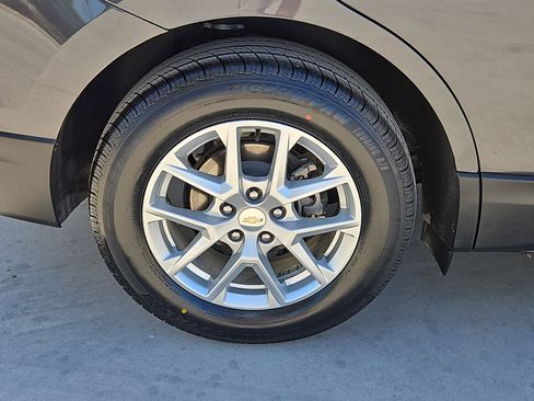 Certified 2022 Chevrolet Equinox LS image 32